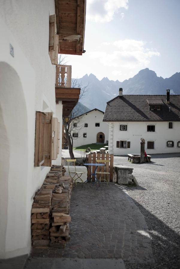 Alpengasthof Crusch Alba Ed Alvetern, S-Charl 施库尔 外观 照片